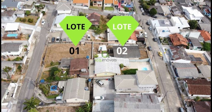 Oportunidade única! 2 terrenos juntos, murados, com casa e acesso por 2 ruas,  648m² no Real Parque, São José/SC
