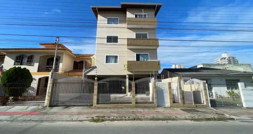 ALUGA-SE ÓTIMO APARTAMENTO NO BAIRRO JARDIM CIDADE DE FLORIANÓPOLIS!