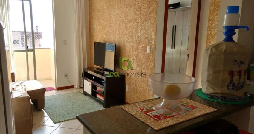 Apartamento 01 Dormitório sala com sacada Vaga de Garagem coberta predio com elevador em Barreiros São José Próximo da Faculdade Estácio