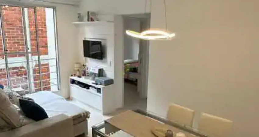 APARTAMENTO 02 DORMITÓRIOS SEMI MOBILIADO COM GARAGEM COBERTA E HOBBY BOX NO REAL PARQUE