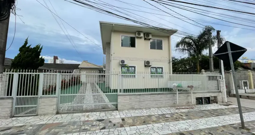 Apartamento com 2 quartos para alugar no Areias, São José 