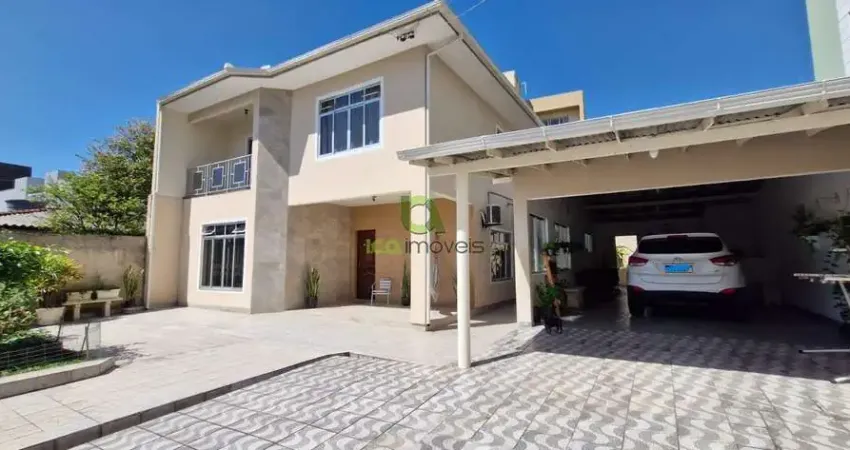 Casa com 3 quartos à venda no Barreiros, São José 