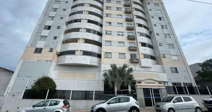 Apartamento com 3 quartos para alugar no Real Parque, São José