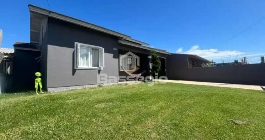 Casa com 3 quartos à venda na Antonio fernandes da costa, 728, Zona Nova, Tramandaí