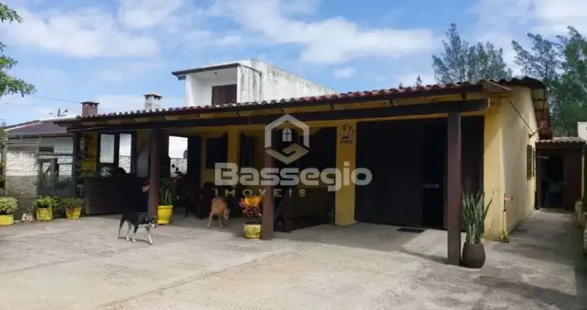 Casa com 4 quartos à venda na rua Margarida, 37, Jardim Atlântico, Tramandaí