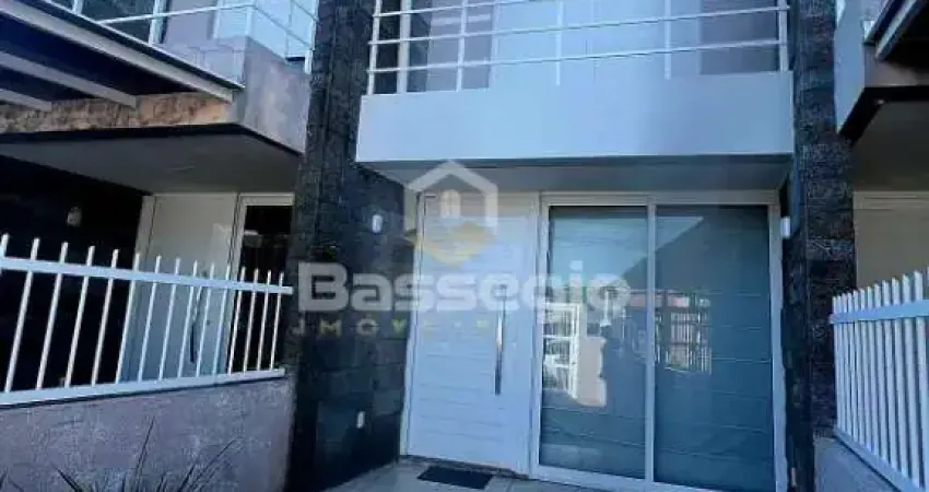 SOBRADO MOBILIADO E DECORADO COM 2 SUÍTE NO CENTRO DE TRAMANDAÍ