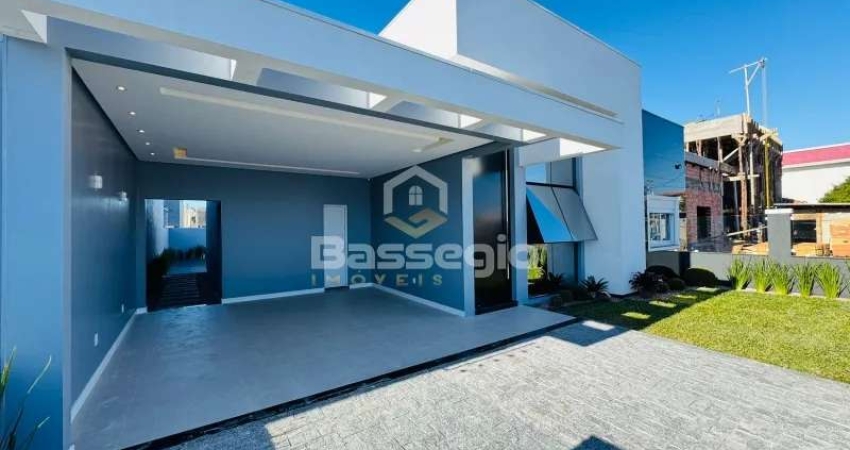'Casa Térrea Alto Padrão no Centro de Tramandaí com 3 Suítes, Piscina e Automação Alexa!'