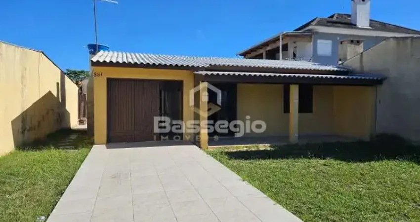 Casa com 2 quartos à venda na Rua dos Lirios, 851, Oásis do Sul, Tramandaí