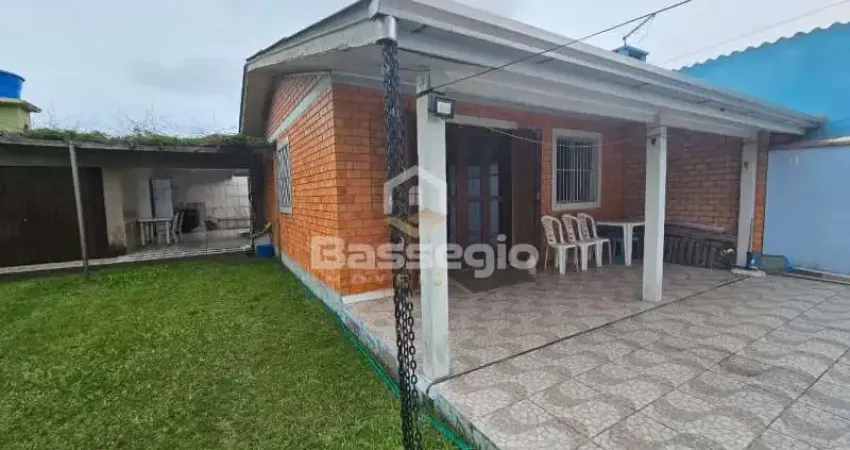 Casa com 2 quartos à venda na Rua São Francisco de Assis, Oásis do Sul, Tramandaí