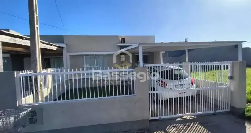 Casa com 2 quartos à venda na Tancredo neves, 1165, Centro, Imbé