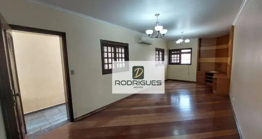 Sobrado com 3 dormitórios, 202 m² - venda por R$ 850.000 ou aluguel por R$ 6.000/mês - Vila Floresta - Santo André/SP