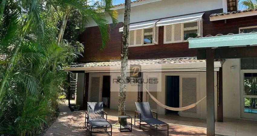 Sobrado com 5 dormitórios à venda, 264 m² por R$ 2.400.000,00 - T Pequeno - São Sebastião/SP