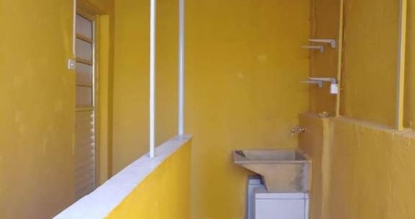 Casa com 1 dormitório para alugar, 50 m² por R$ 800,00/mês - Vila Padre Anchieta - Diadema/SP
