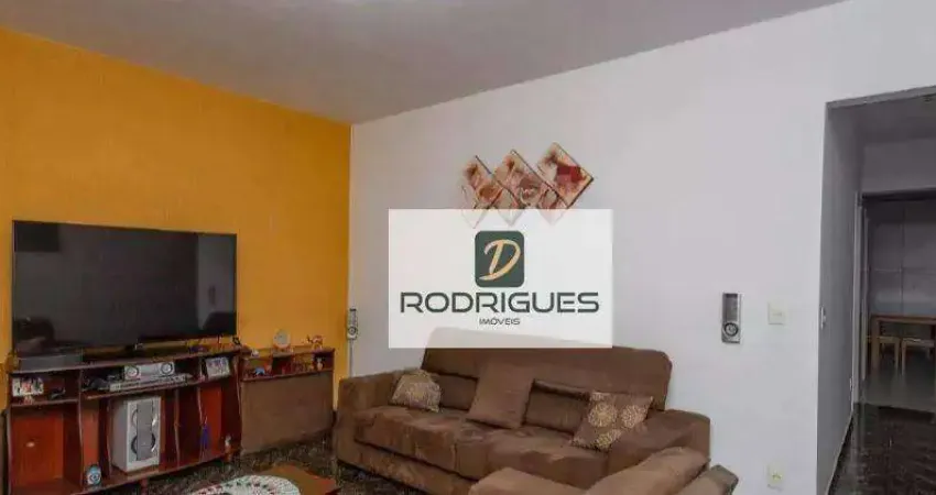 Sobrado com 3 dormitórios à venda, 240 m² por R$ 580.000,00 - Taboão - Diadema/SP