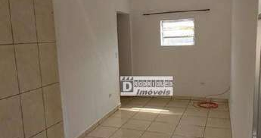 Casa com 1 dormitório para alugar, 40 m² por R$ 943,07/mês - Serraria - Diadema/SP