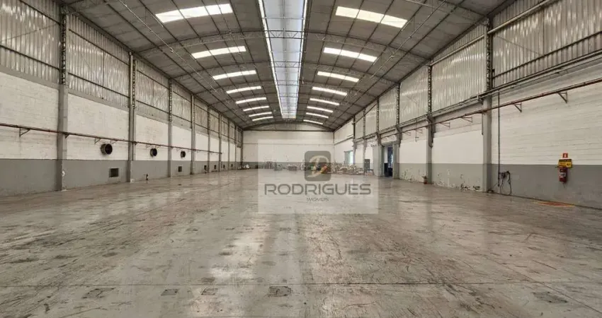 Galpão para alugar, 3600 m² por R$ 85.000,00/mês - Taboão - Diadema/SP