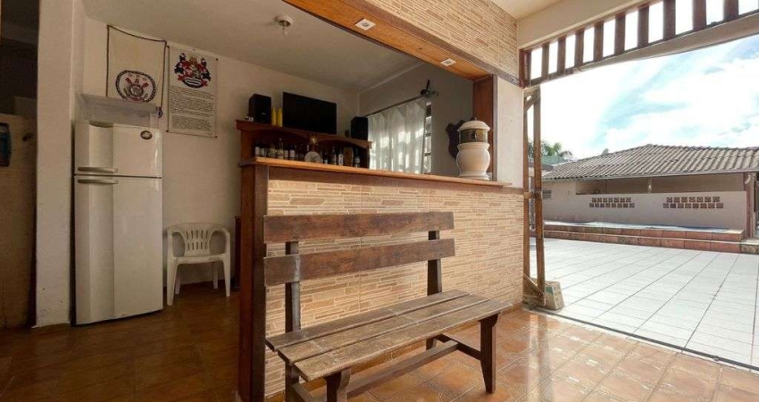 Casa a venda em Praia de Leste 7 quartos 4 quadras mar piscina sauna R$750mil