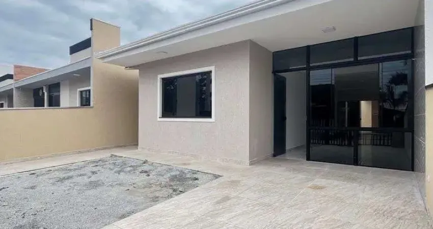 Casa a venda 3 quartos com piscina churrasqueira 130m do mar praia de leste