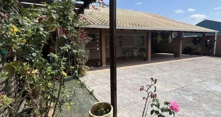 Casa 2 quadras do mar no leblon r$ 680 mil 175m² area construída terreno 315m²