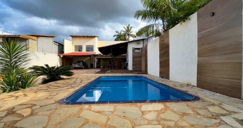 !! MARIÁ IMÓVEIS VENDE EXCELENTE CASA NO CONDOMÍNIO VALE PARK WAY !!