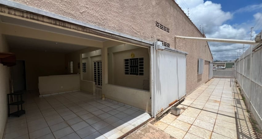 !! mariah imóveis vende excelente casa na quadra 02 do setor norte do gama !!