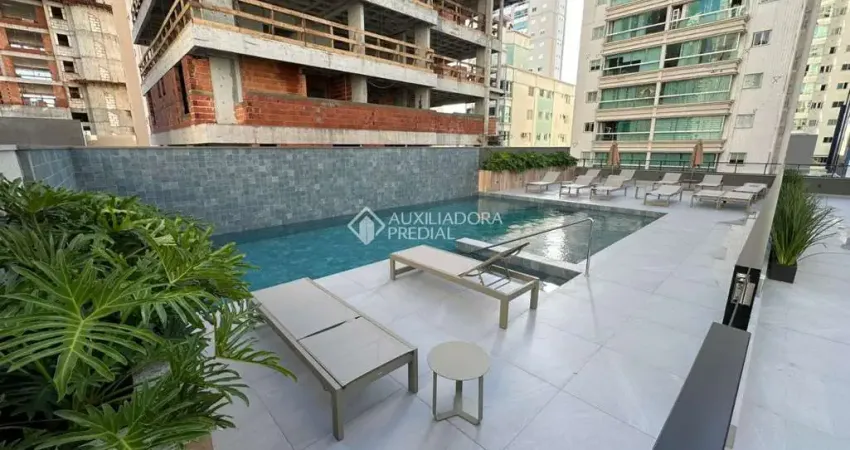 Apartamento com 4 quartos à venda na Rua 3130, 229, Centro, Balneário Camboriú