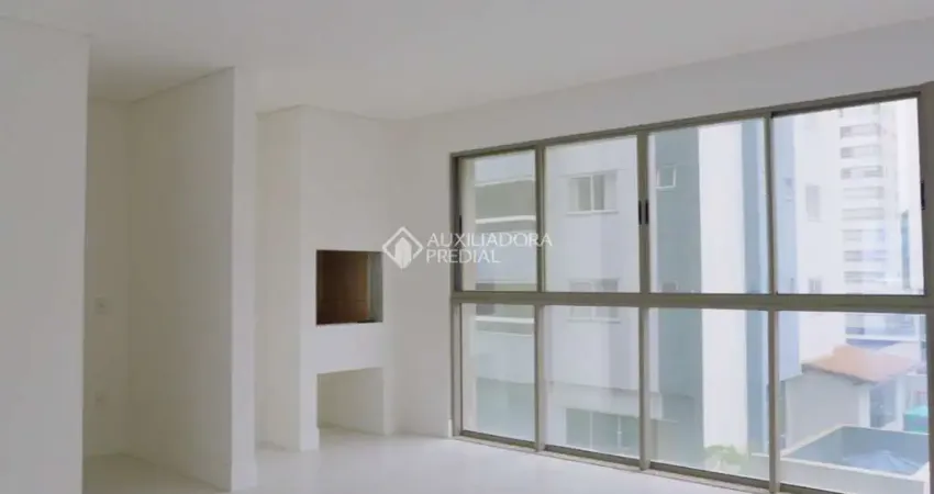 Apartamento com 4 quartos à venda na Rua Protásio Boaventura Caetano, 175, Pioneiros, Balneário Camboriú