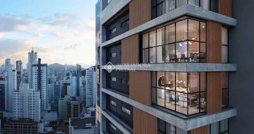 Apartamento com 3 quartos à venda na Rua Alípio Evilásio Meirinho, 539, Pioneiros, Balneário Camboriú