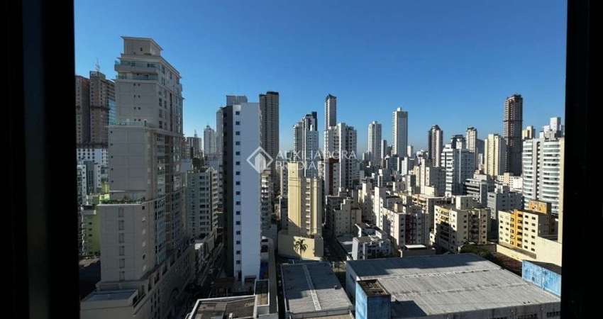 Apartamento com 2 quartos à venda na 3 º AVENIDA, 1150, Centro, Balneário Camboriú