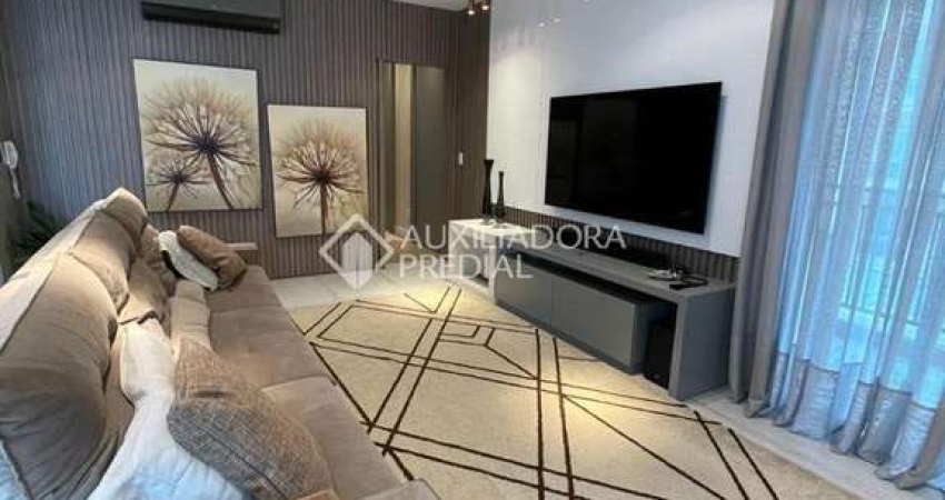 Apartamento com 3 quartos à venda na Rua 2412, 82, Centro, Balneário Camboriú