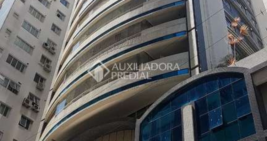 Apartamento com 3 quartos à venda na Rua 1800, 59, Centro, Balneário Camboriú