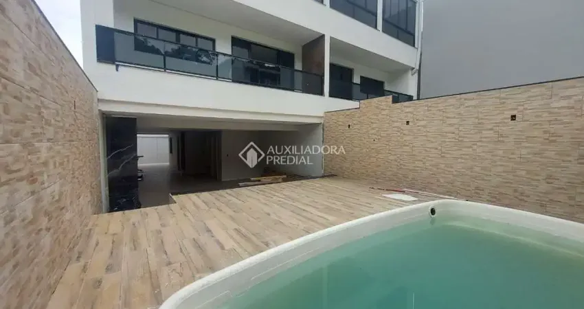 Casa com 3 quartos à venda na SANTA MARIANA, 26, São Francisco de Assis, Camboriú