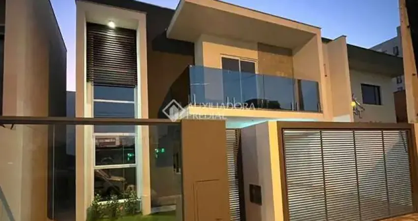 Casa com 3 quartos à venda na ESCOTEIRO JULIO CESAR DE MEDEIROS, 174, São João, Itajaí