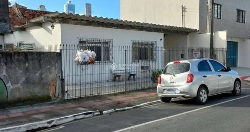 Terreno à venda na Rua 2970, 680, Centro, Balneário Camboriú