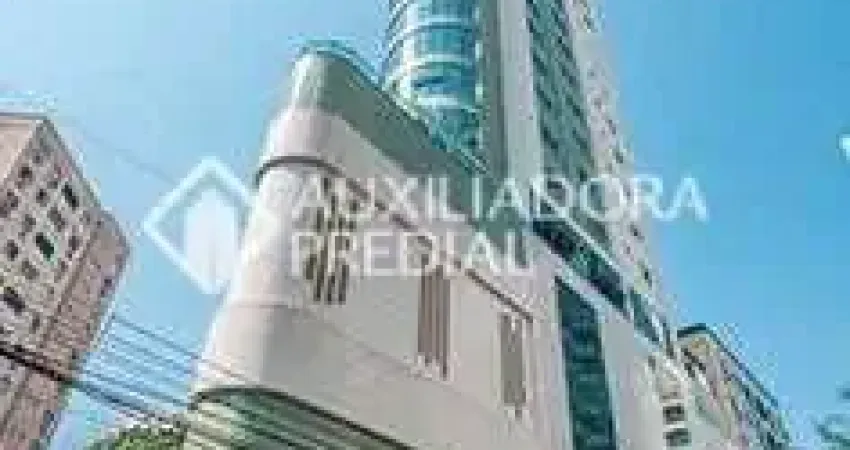 Apartamento com 3 quartos à venda na Rua 3618, 29, Centro, Balneário Camboriú