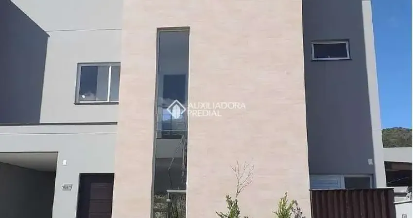 Casa em condomínio fechado com 3 quartos à venda na Avenida Hermógenes de Assis Feijó, 1100, Barra, Balneário Camboriú