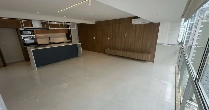 Apartamento com 3 quartos à venda na Rua 4100, 143, Centro, Balneário Camboriú