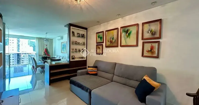 Apartamento com 3 quartos à venda na Rua José Venâncio dos Santos, 100, Pioneiros, Balneário Camboriú