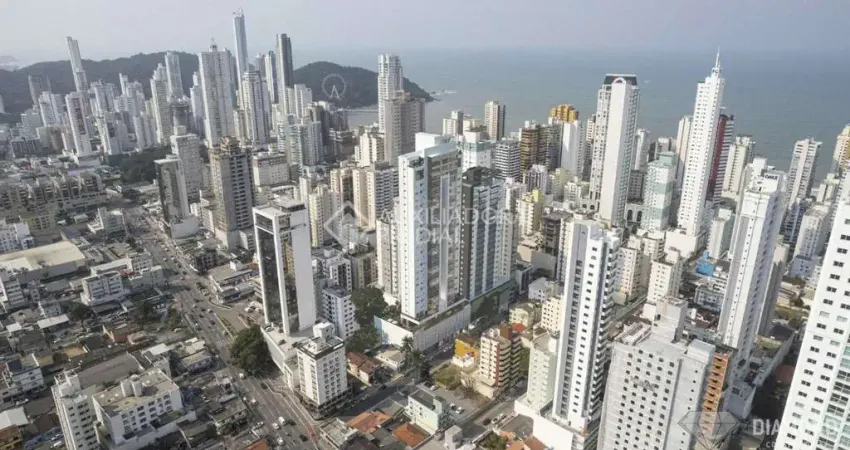 Apartamento com 4 quartos à venda na Rua 1201, 432, Centro, Balneário Camboriú