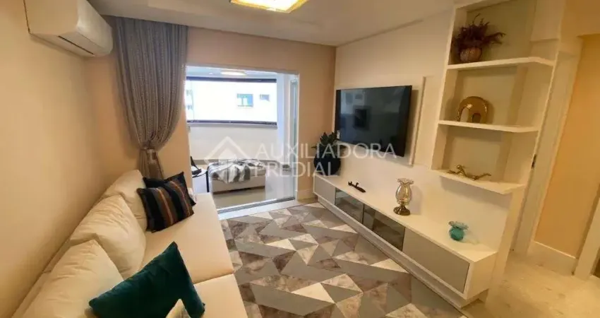 Apartamento com 3 quartos à venda na Rua 3700, 323, Centro, Balneário Camboriú