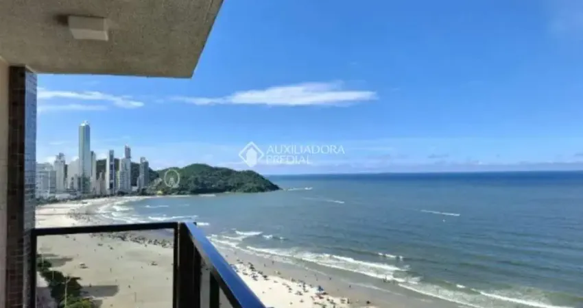 Apartamento com 3 quartos à venda na Avenida Atlântica, 419, Centro, Balneário Camboriú