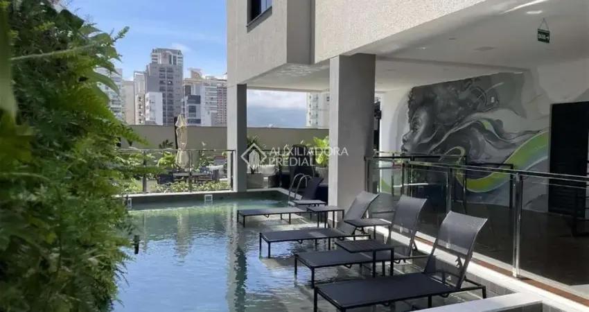 Apartamento com 4 quartos à venda na Rua 295, 205, Meia Praia, Itapema