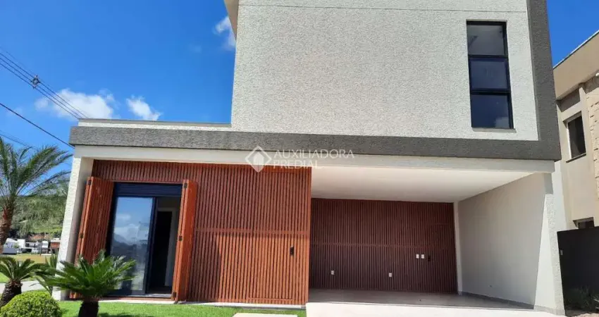 Casa em condomínio fechado com 4 quartos à venda na Rua José Francisco Bernardes, 3300, Areias, Camboriú