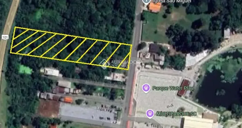 Terreno à venda na Avenida Rodesindo Pavan, 16776, Praia do Estaleiro, Balneário Camboriú