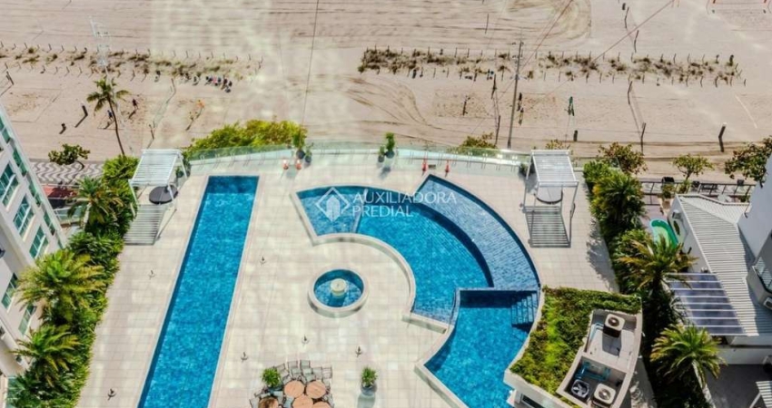 Apartamento com 4 quartos à venda na Avenida Atlântica, 4950, Centro, Balneário Camboriú