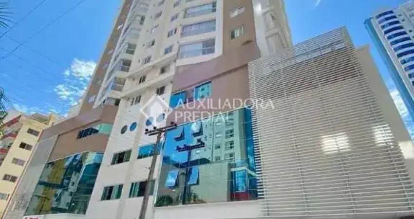 Apartamento com 3 quartos à venda na Rua 951, 260, Centro, Balneário Camboriú