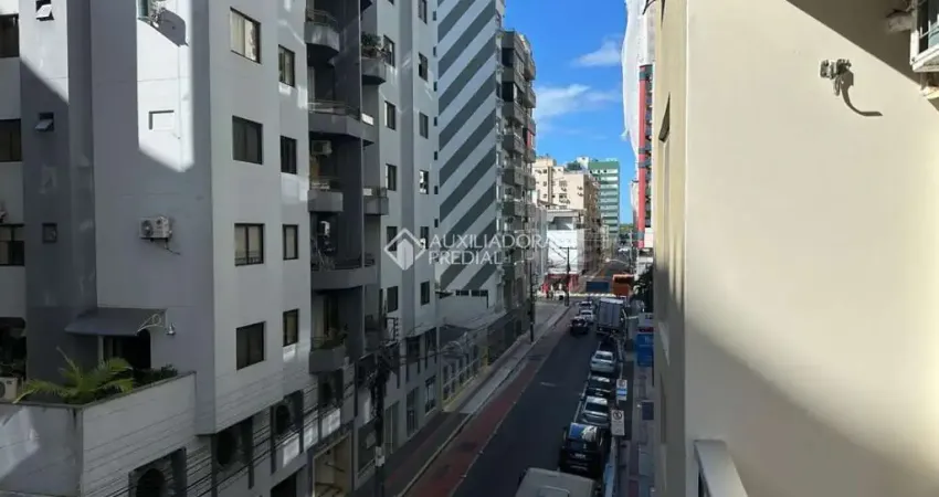 Apartamento com 3 quartos à venda na Rua 2000, 313, Centro, Balneário Camboriú
