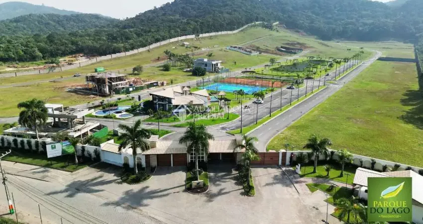 Terreno em condomínio fechado à venda na Rua Joaquim Garcia, 1764, Centro, Camboriú