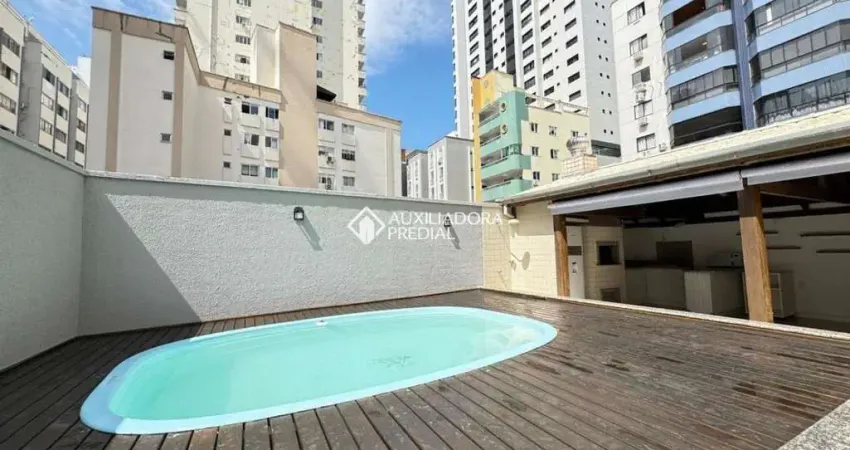 Apartamento com 3 quartos à venda na Avenida 3ª Avenida, 100, Centro, Balneário Camboriú