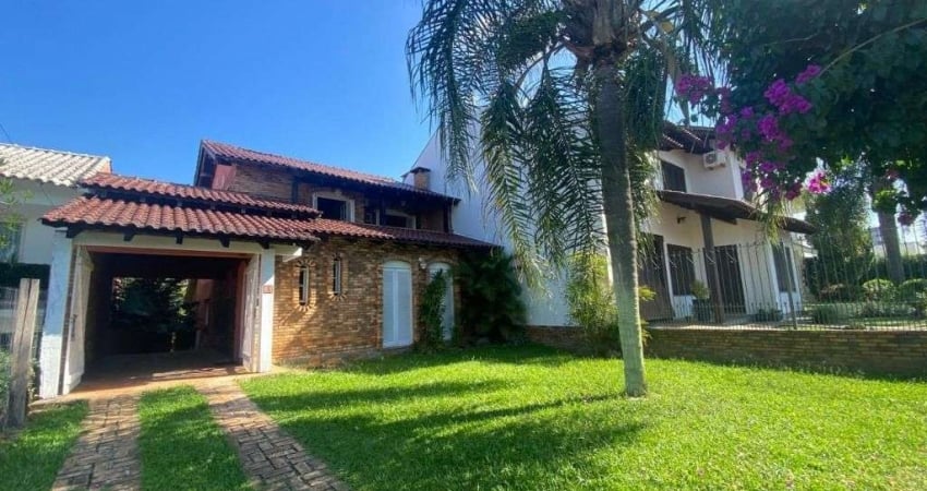 Sobrado com 3 dormitórios para alugar, 220 m² por R$ 6.753,00/mês - Centro - Gravataí/RS